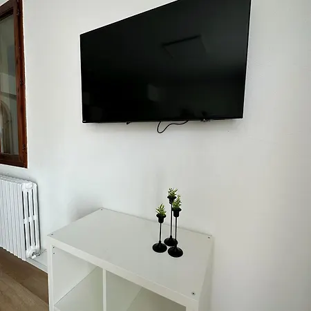 In Mezzo All'aria * Mezzolara